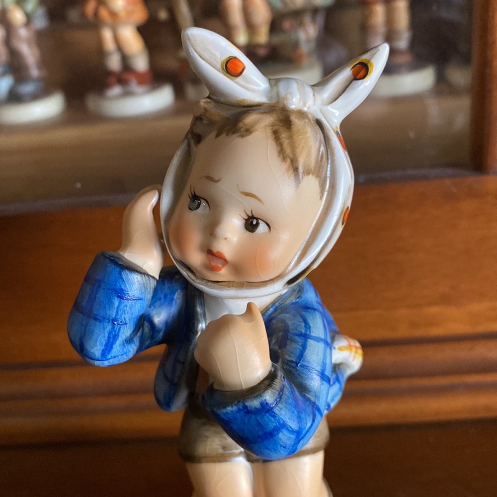 🧡TM5 ’Boy with Toothache’ Hummel Goebel #217